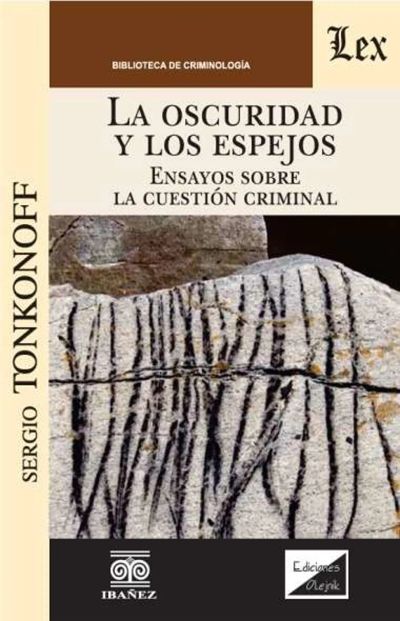 La oscuridad y los espejos