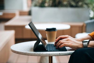How to Build Endless Passive Income With This Simple Online Hustle